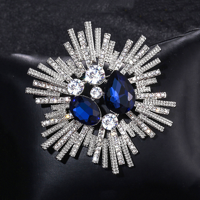 High end luxury crystal brooch - огляд і ціна Women'S Accessories Manufacturers