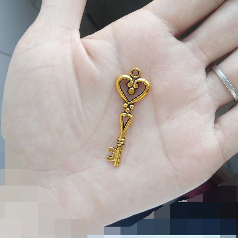 40pcs Gold Keys Charms Pendant - огляд і ціна Women'S Accessories Manufacturers