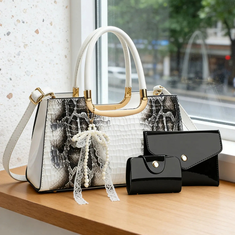 Women's Handbag Set, Crocodile - огляд і ціна Women Accessories Set
